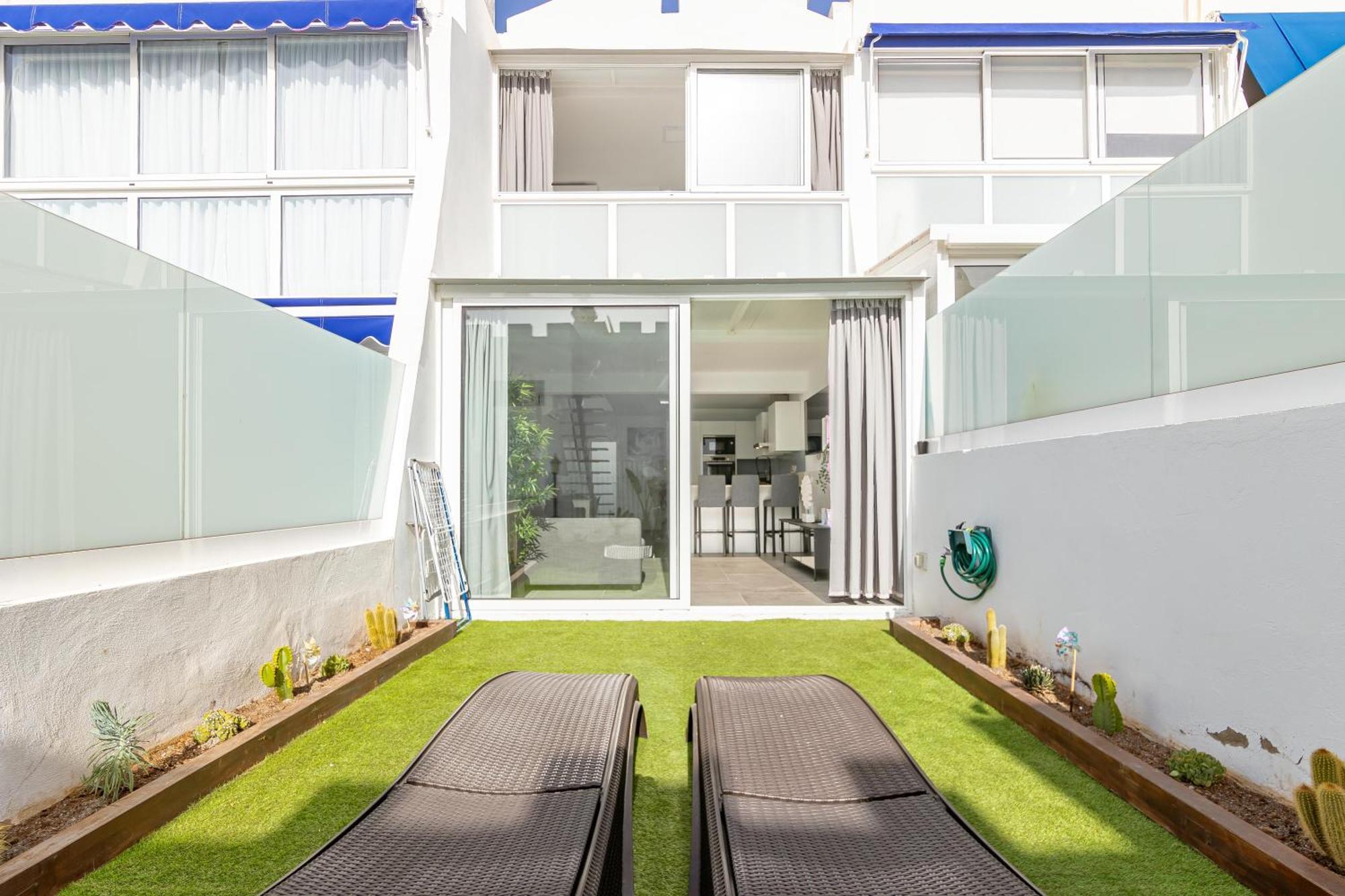 מספאלומס Villa Alessandra, Your Private Garden! מראה חיצוני תמונה
